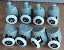 Krem Spare Sliding Wheels 2 x Top, 2 x Bottom with extras